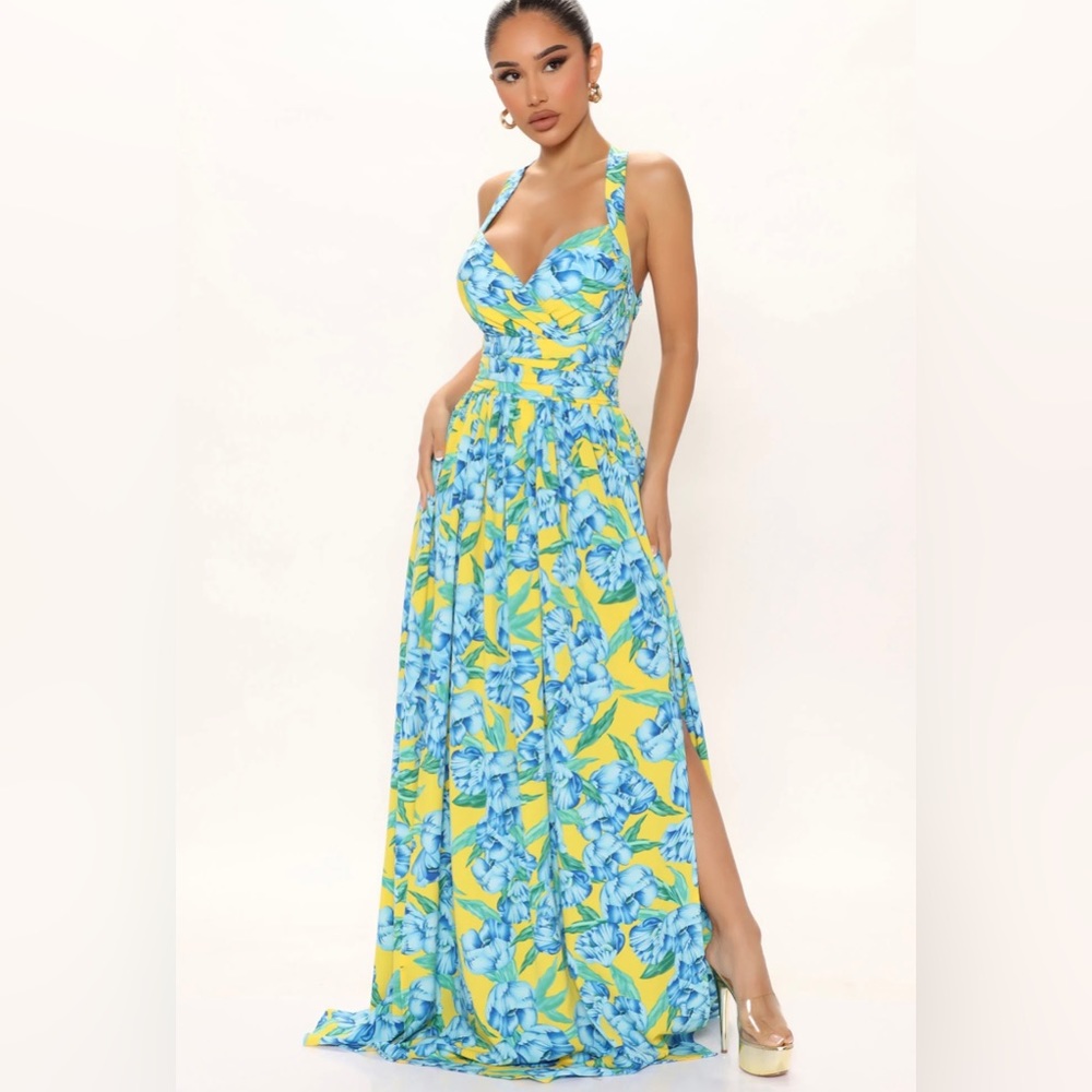 Fashionova maxi dress in size small